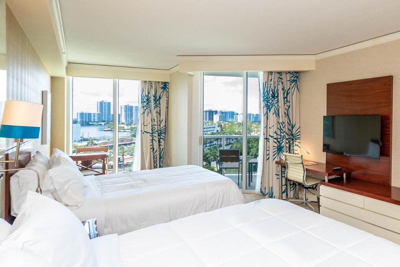 Trump Intl 2 Bedroom Apartment 1600 Sqf Ocean And Bay View Sunny Isles Beach Exteriér fotografie